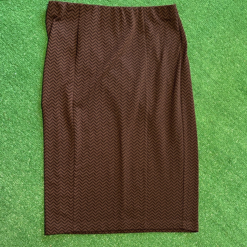 Elegant Brown Pencil Skirt